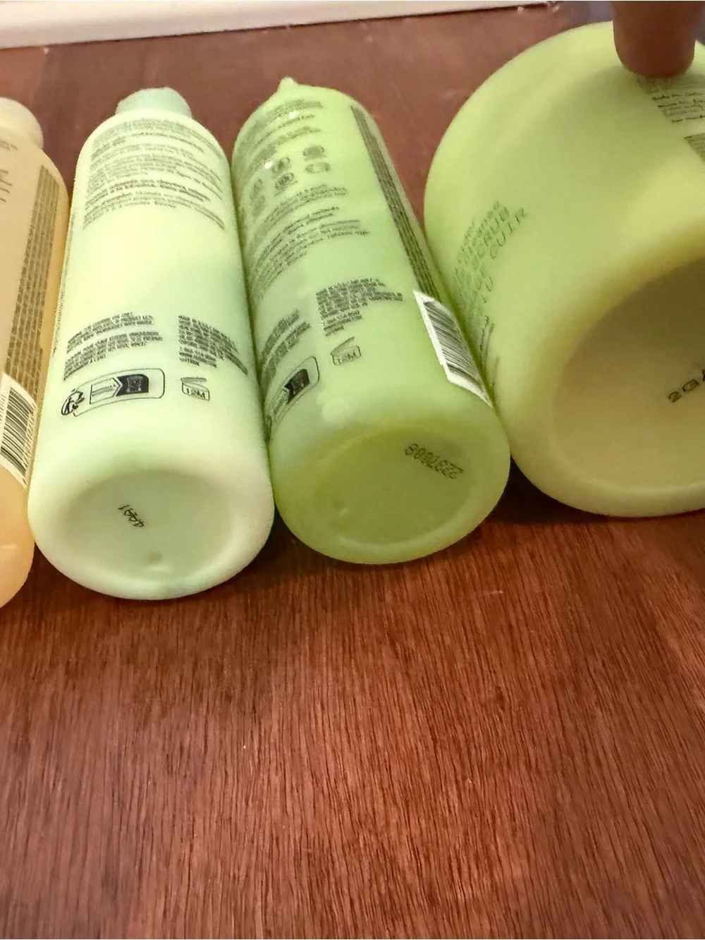 Fekkai shampoo/conditioner/ scalp rinse/ scalp mask.